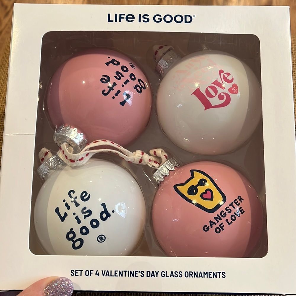 NIB Life is Good Valentines ornaments
